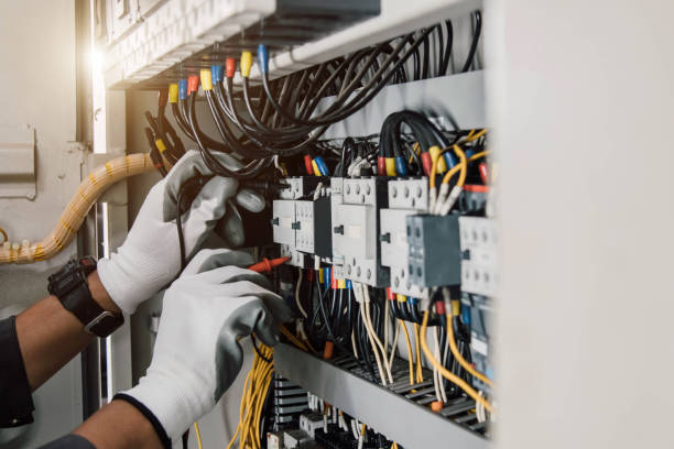 Best Emergency Electrical Repair  in Medford, MA